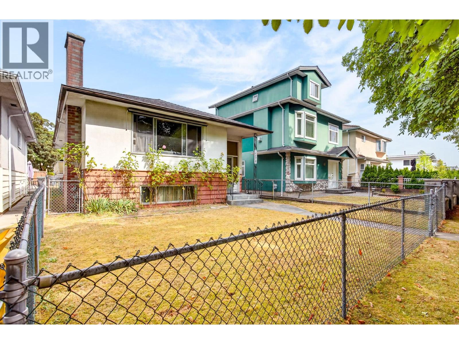 2175 Waverley Avenue Property Photo 2