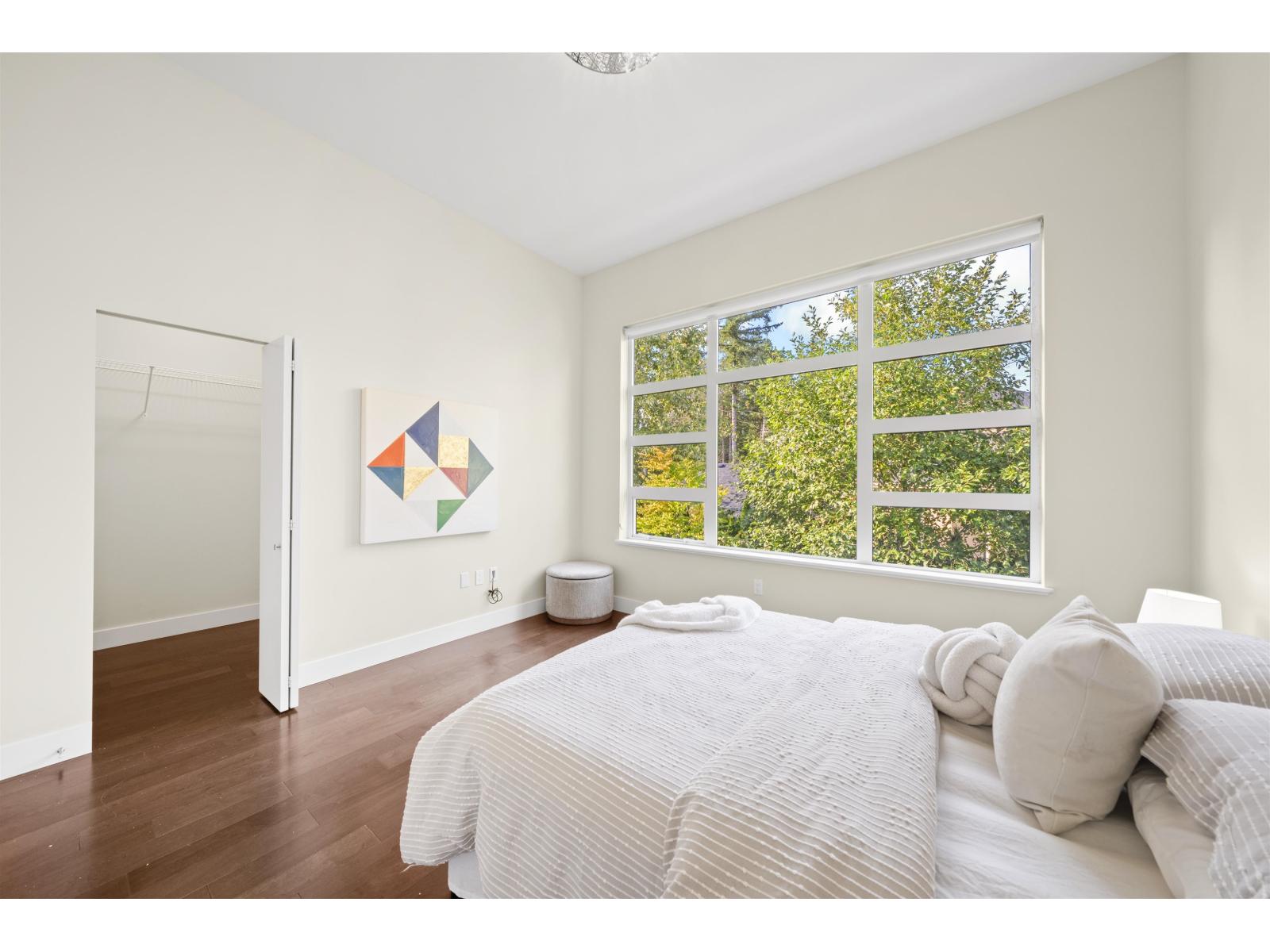 209 13585 16 Avenue Property Photo 13