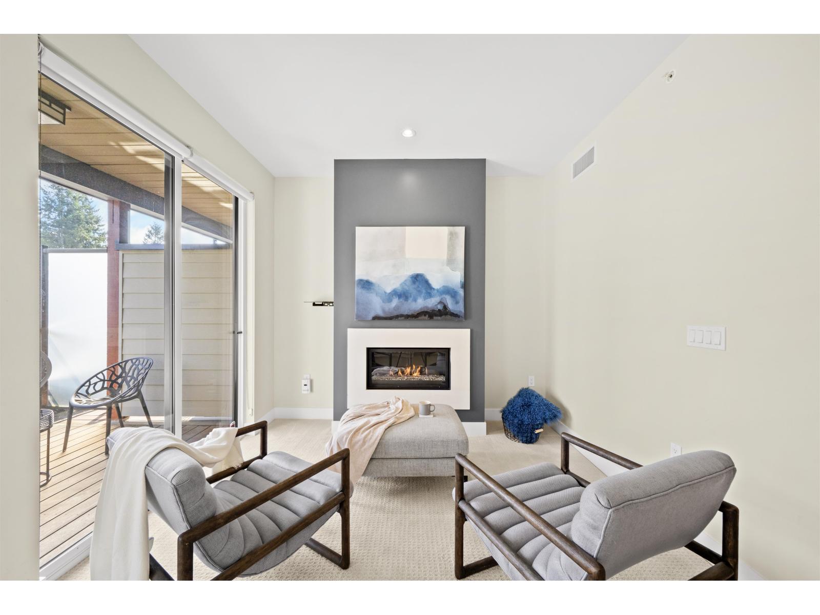 209 13585 16 Avenue Property Photo 21