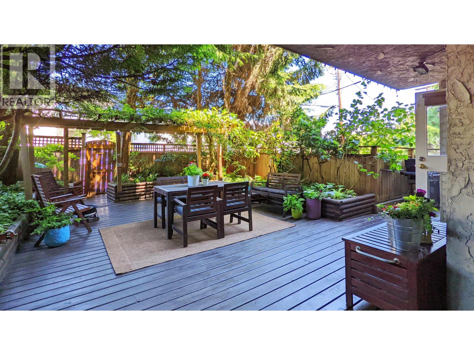 111 853 E 7TH AVENUE Property Photo 1