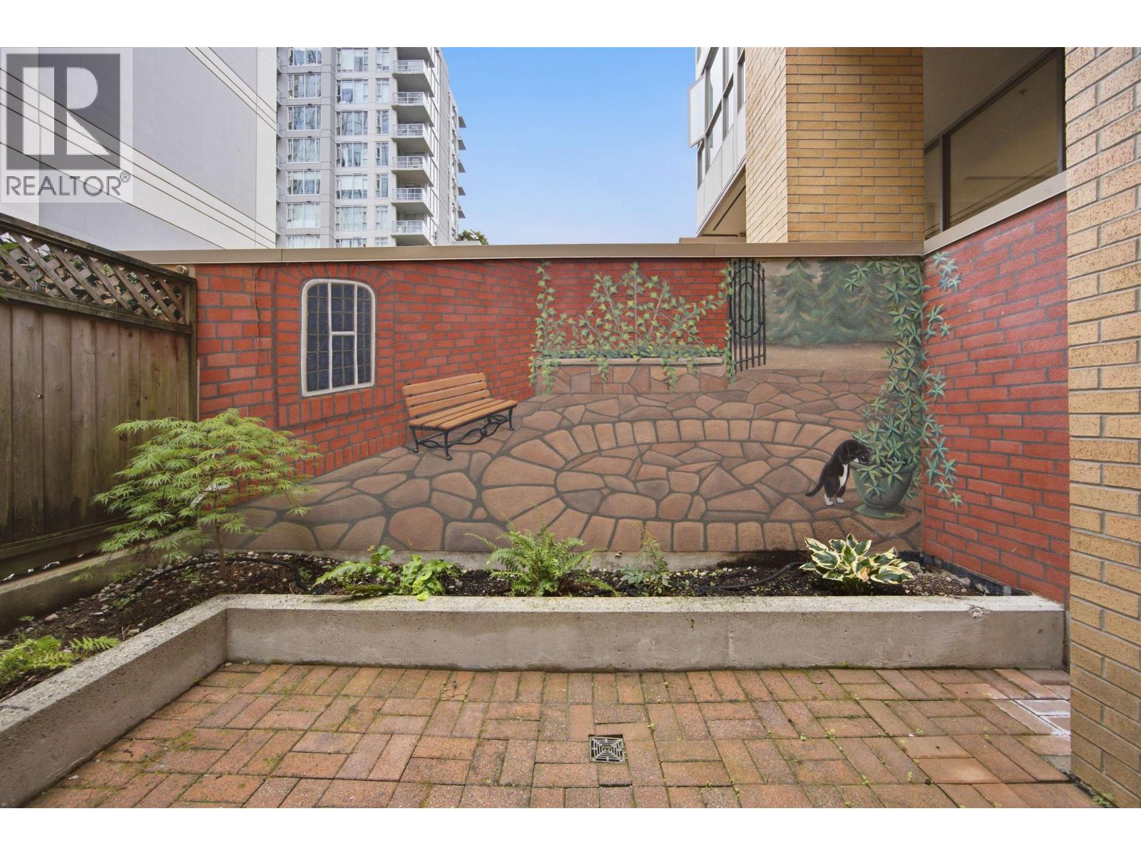 1182 Richards Street Property Photo 16