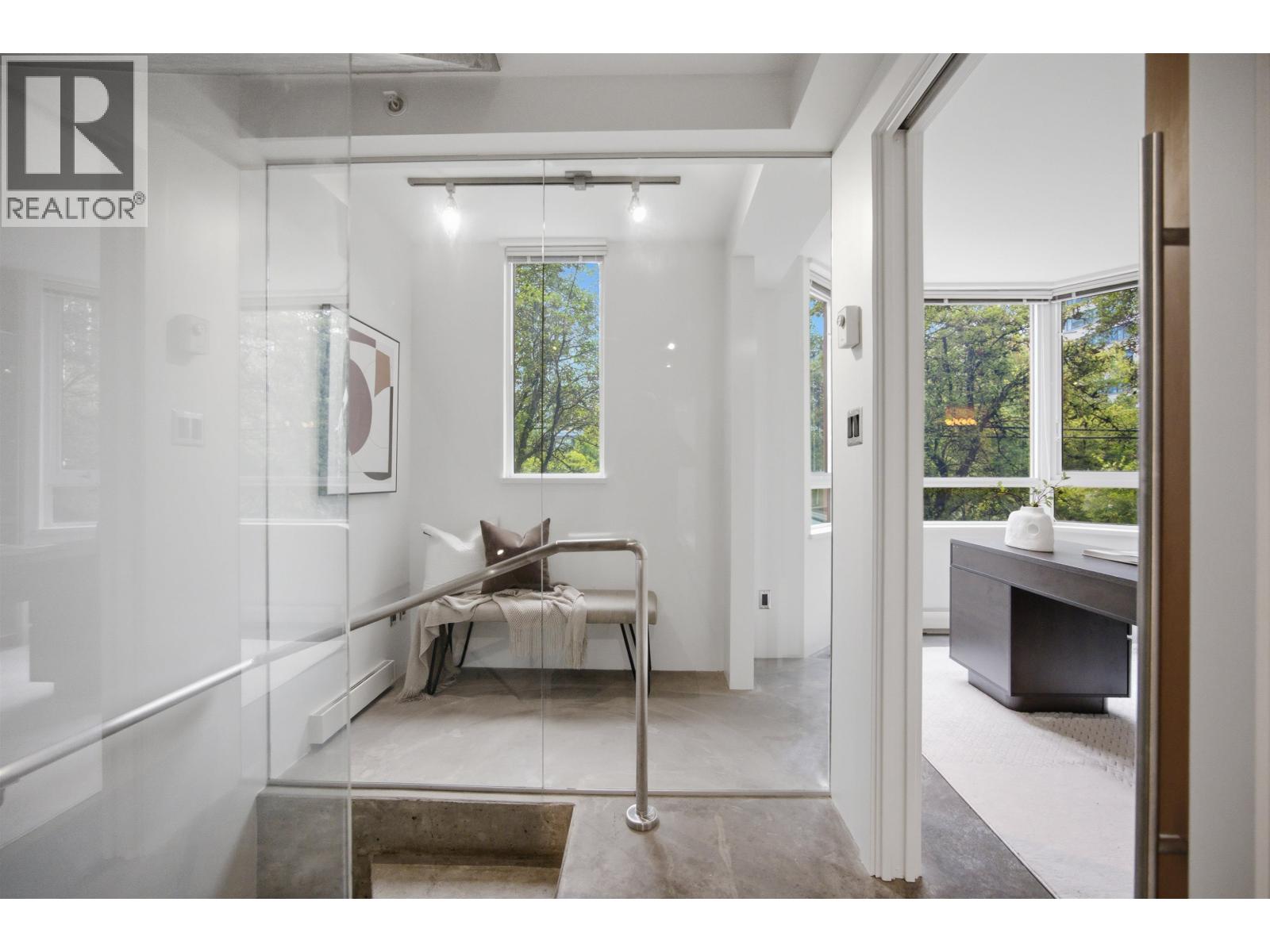 1182 Richards Street Property Photo 26