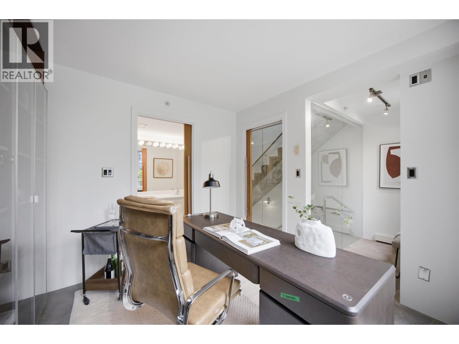 1182 Richards Street Property Photo 28