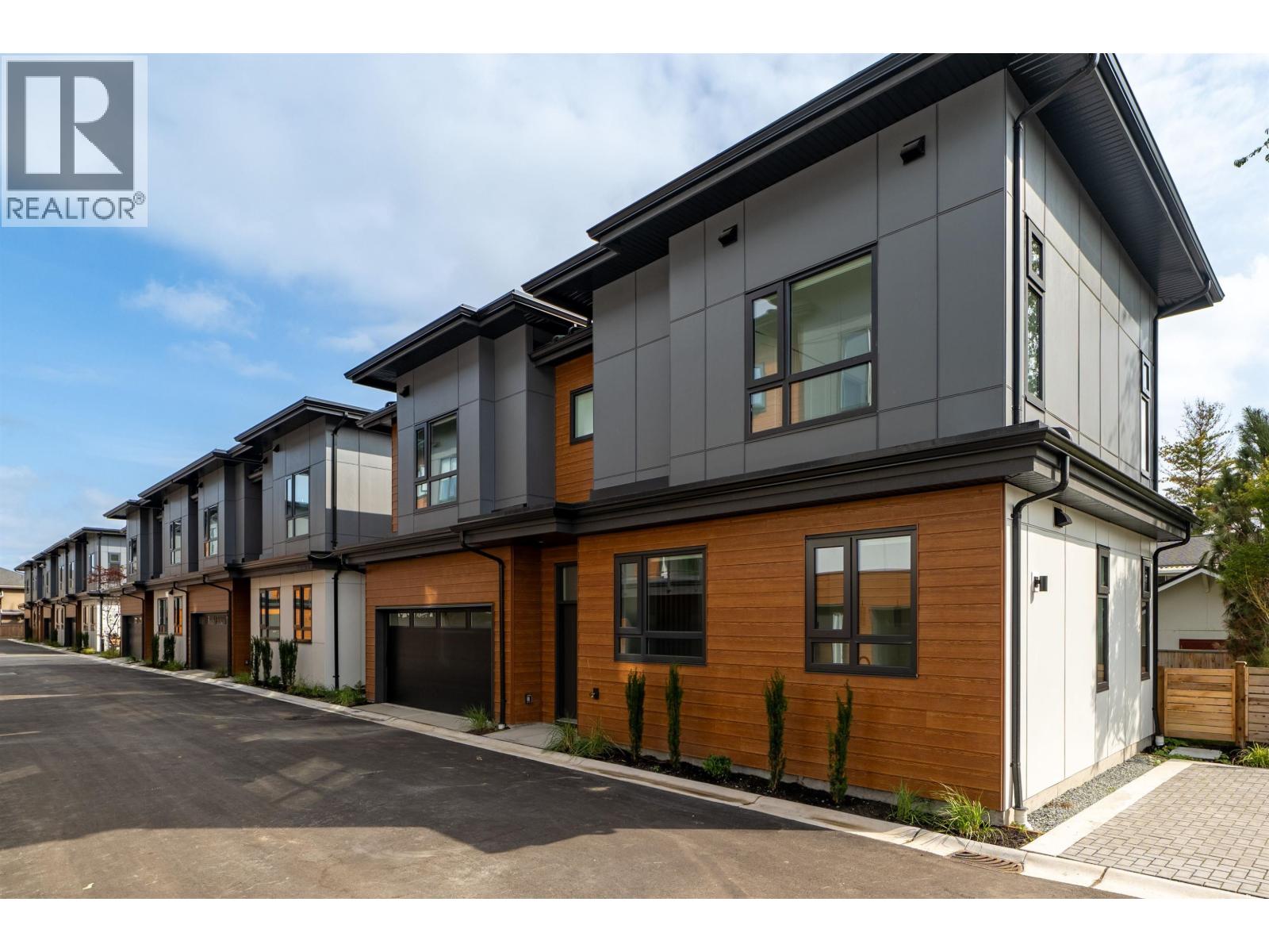 7 10380 No. 4 Road Property Photo 1