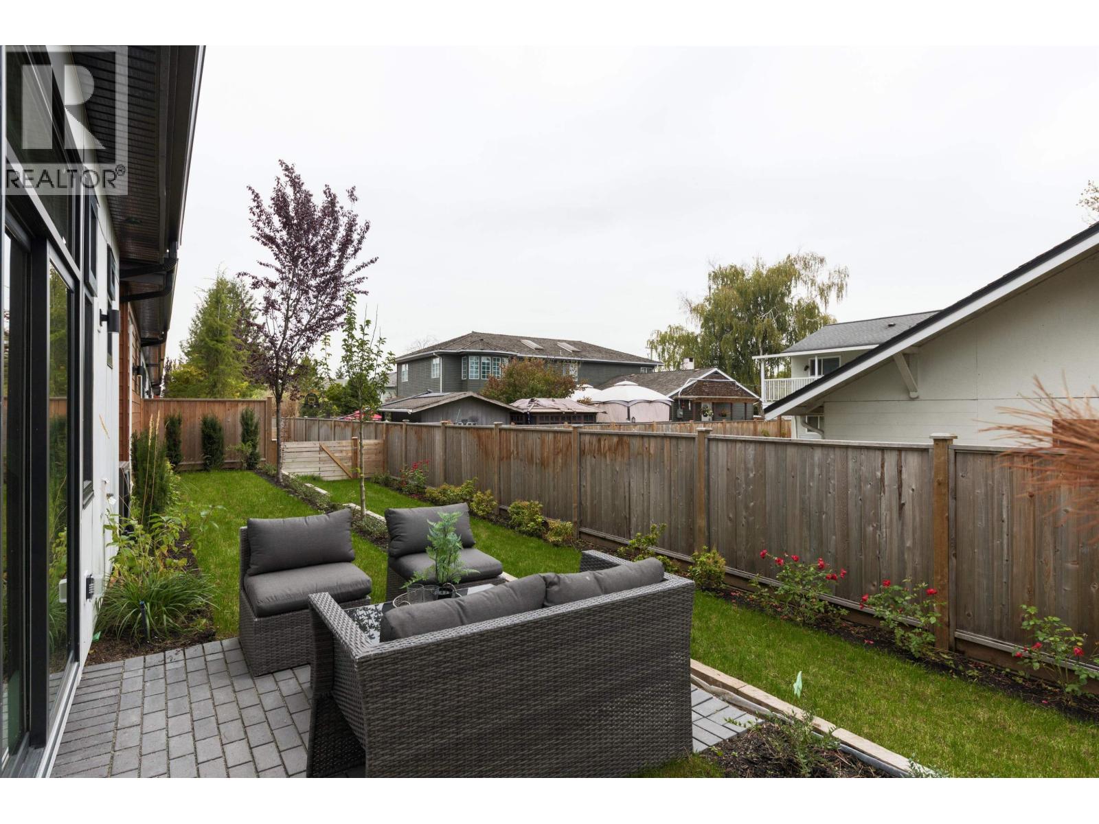 7 10380 No. 4 Road Property Photo 23