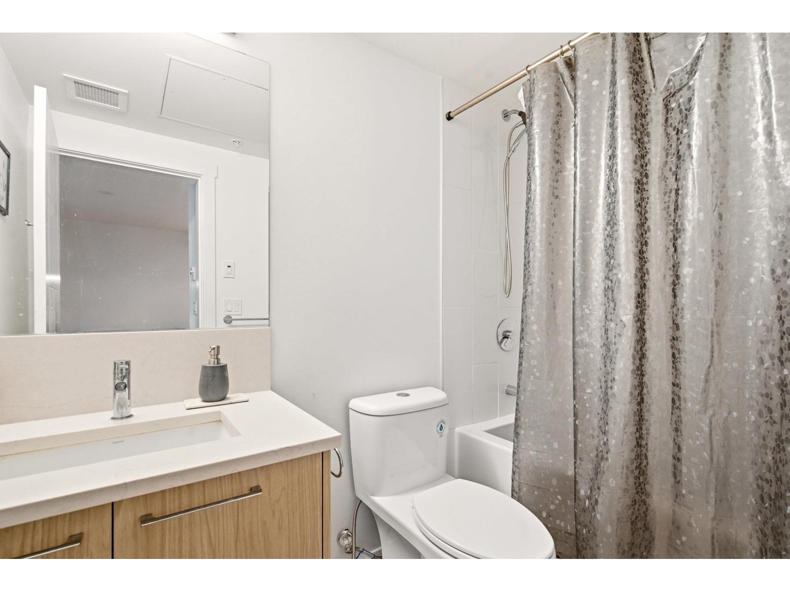 205 3182 Gladwin Road Property Photo 15