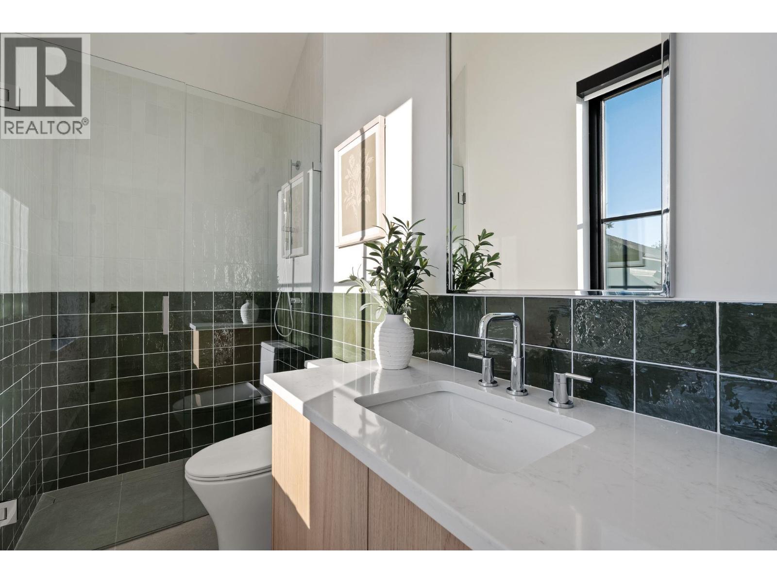 1709 Ottawa Avenue Property Photo 32