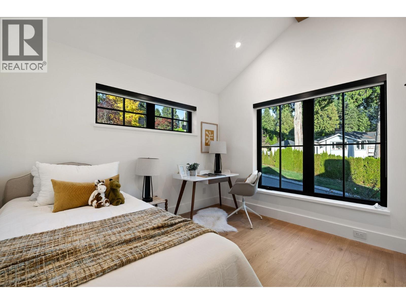 1709 Ottawa Avenue Property Photo 34