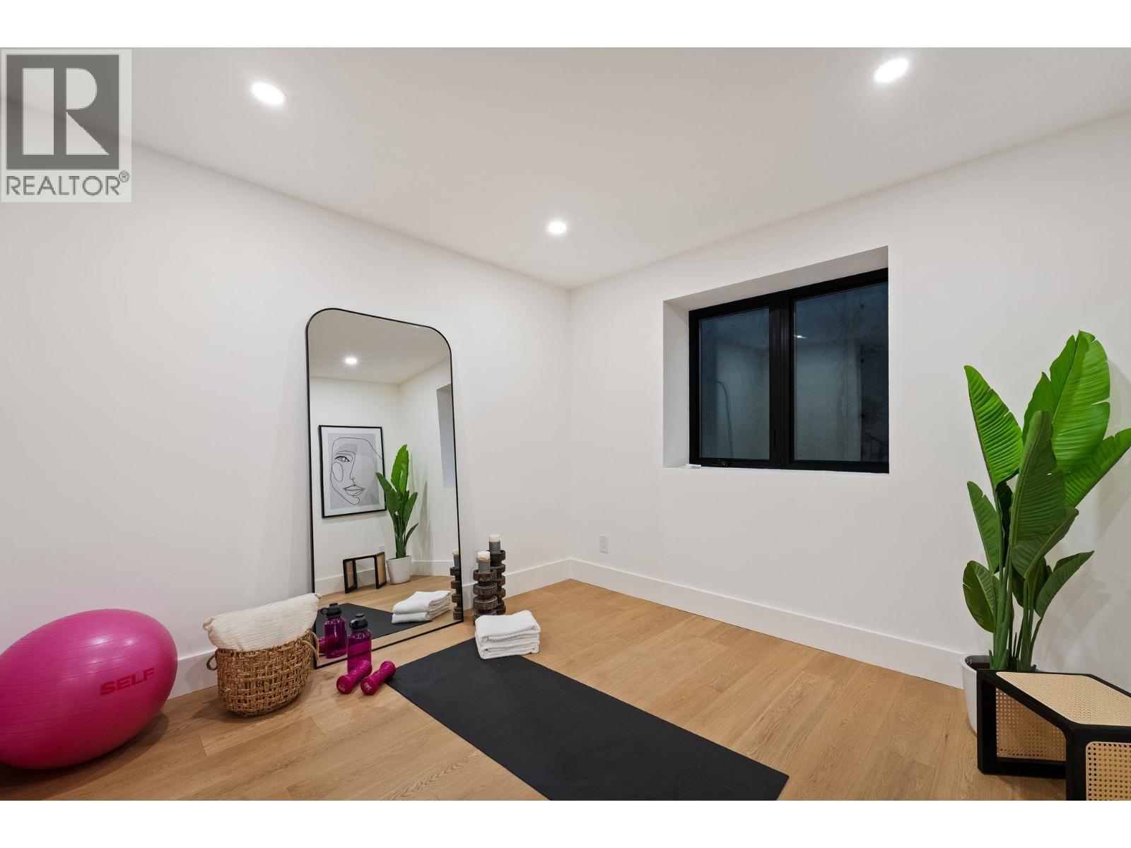 1709 Ottawa Avenue Property Photo 38