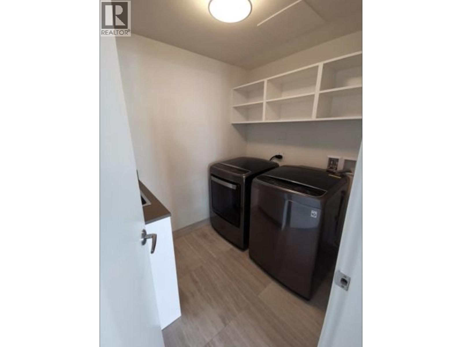 504 1571 W 57th Avenue Property Photo 17