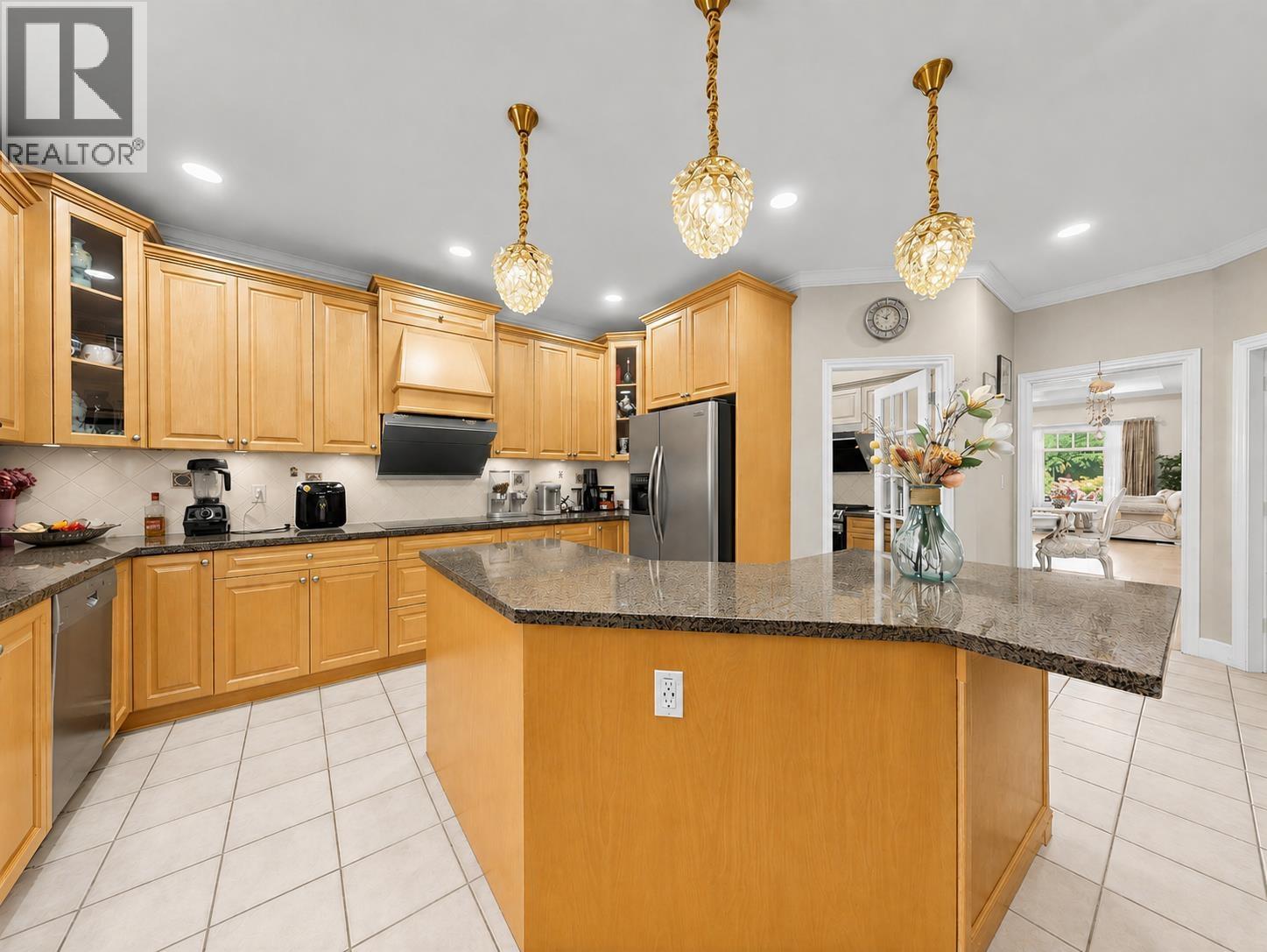 7371 Lindsay Road Property Photo 16