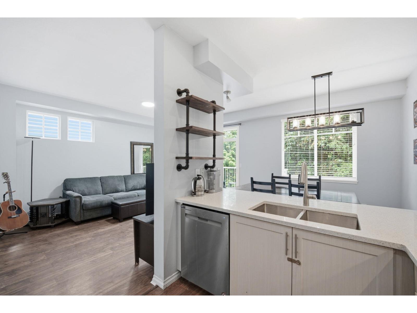 5 20582 67 Avenue Property Photo 10