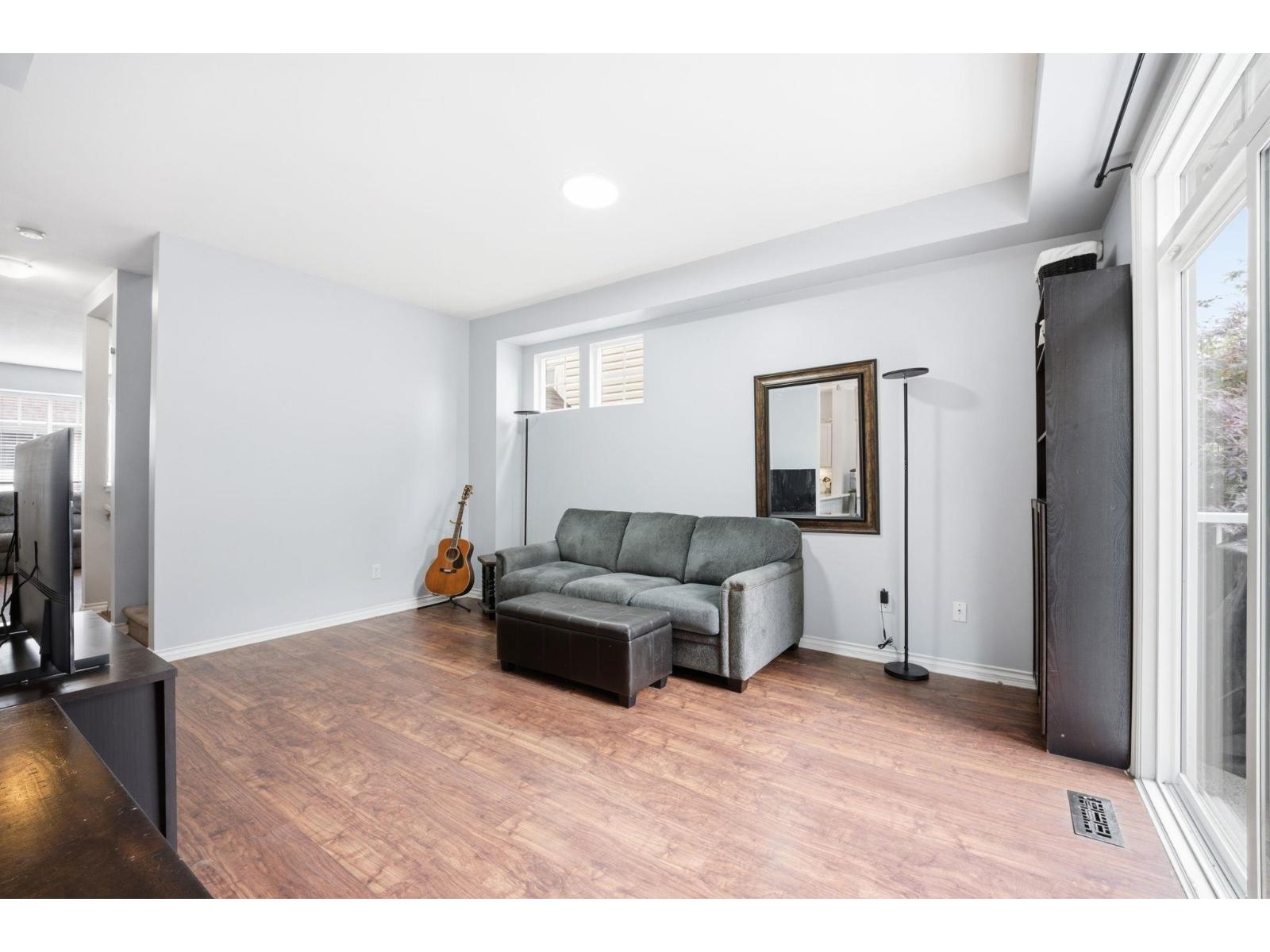 5 20582 67 Avenue Property Photo 14