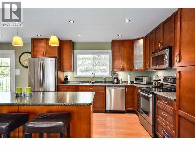 4517 46a Street Property Photo 9
