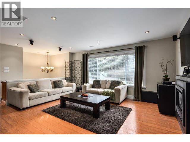 4517 46a Street Property Photo 12