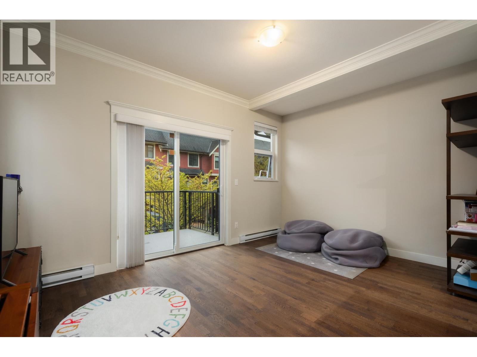 401 8485 New Haven Close Property Photo 15
