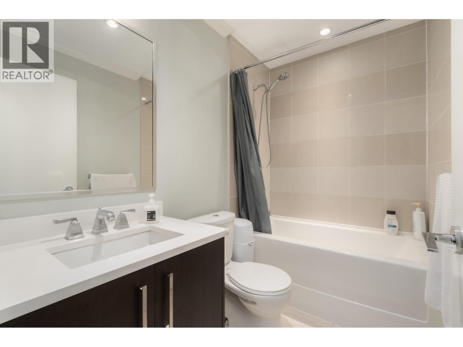 401 8485 New Haven Close Property Photo 24
