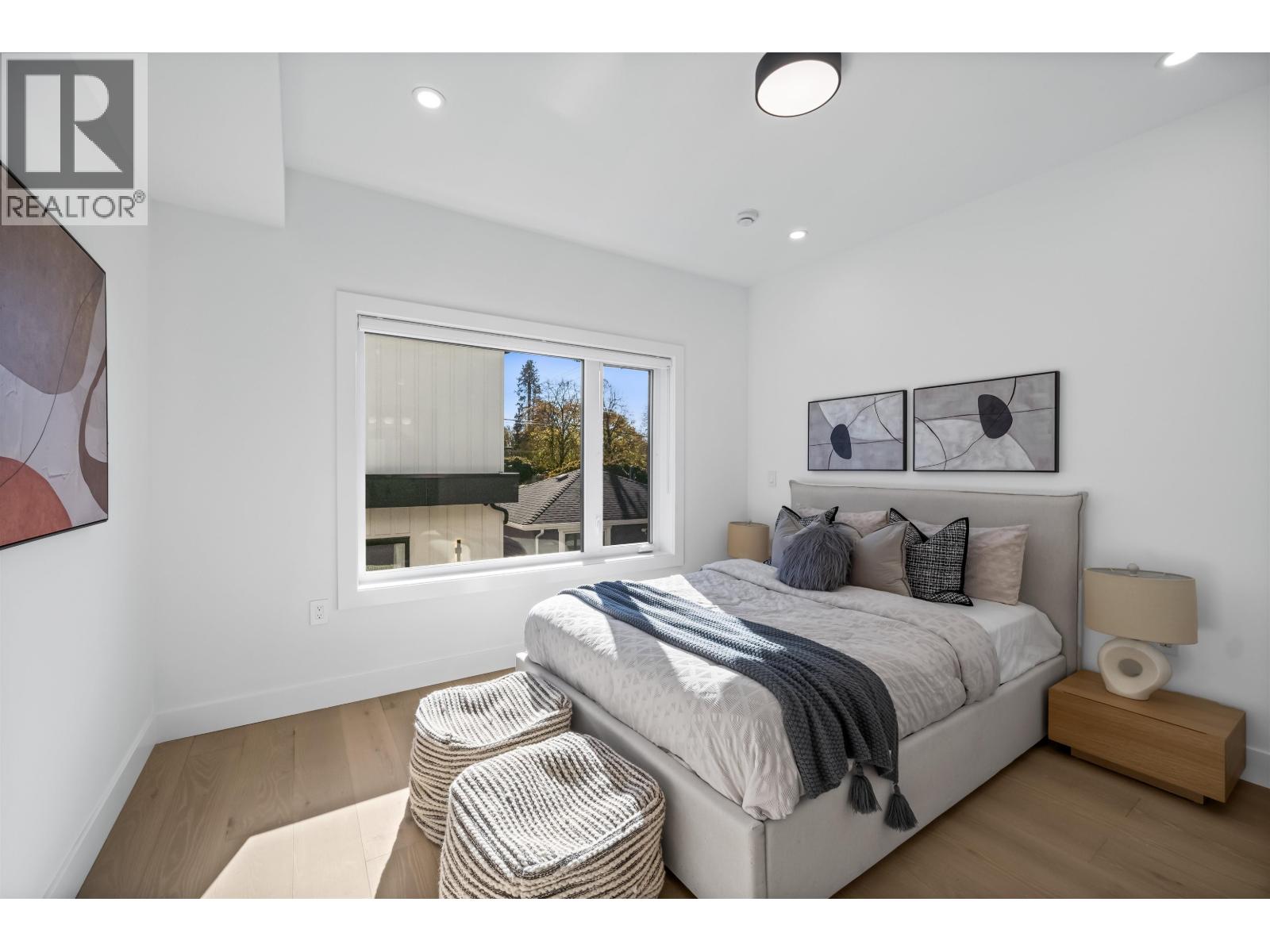 2 2710 Kitchener Street Property Photo 13