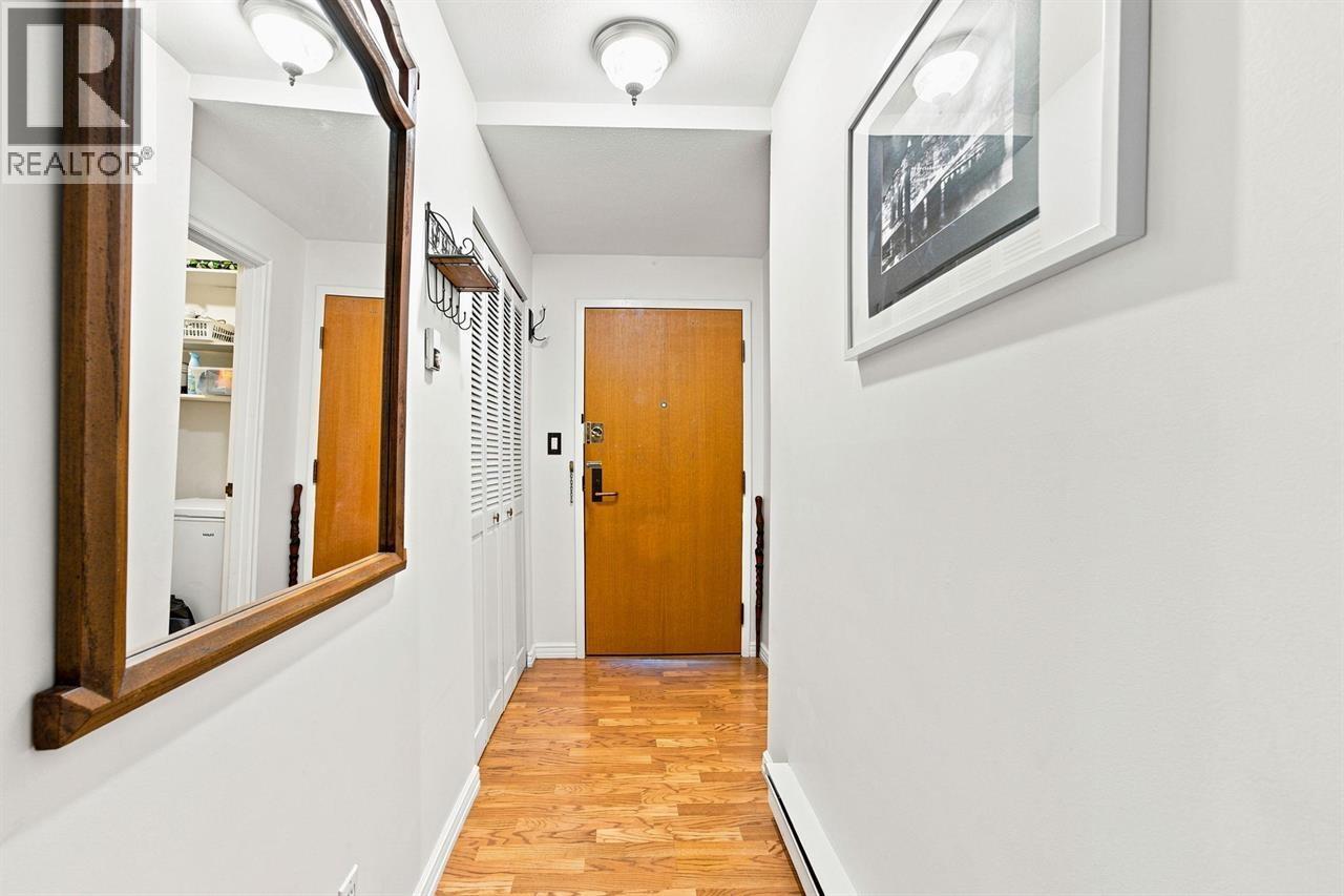104 2181 Panorama Drive Property Photo 9