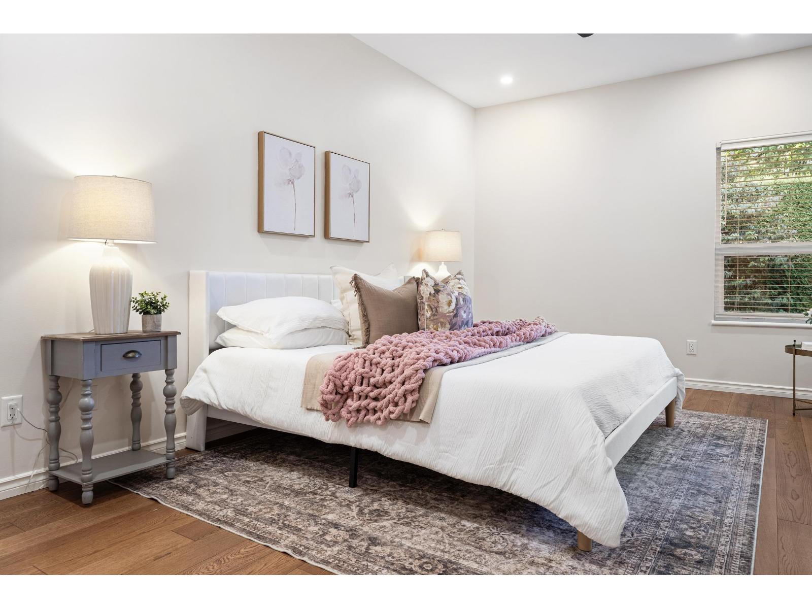 17 18939 65 Avenue Property Photo 12