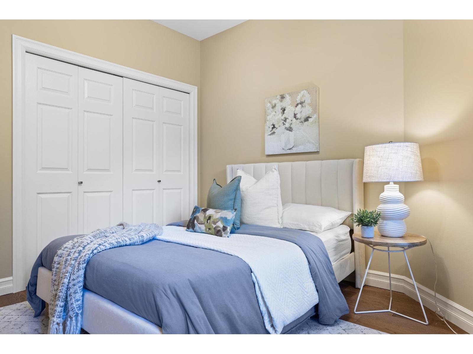17 18939 65 Avenue Property Photo 18