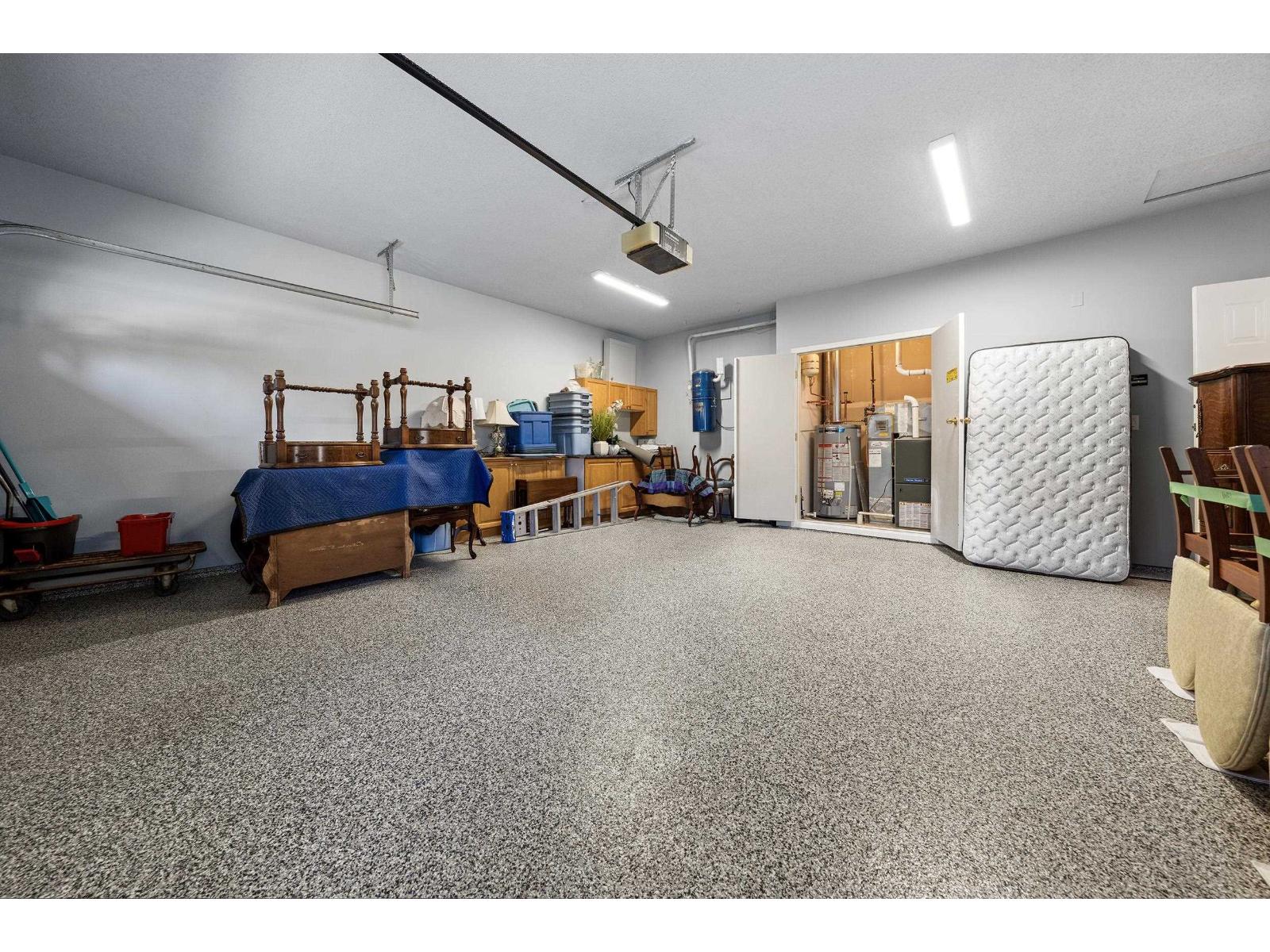 17 18939 65 Avenue Property Photo 27