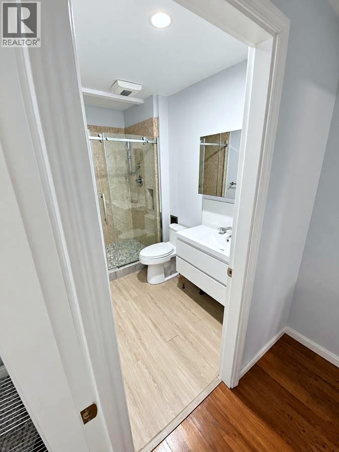 1665 Queens Ave Avenue Property Photo 13