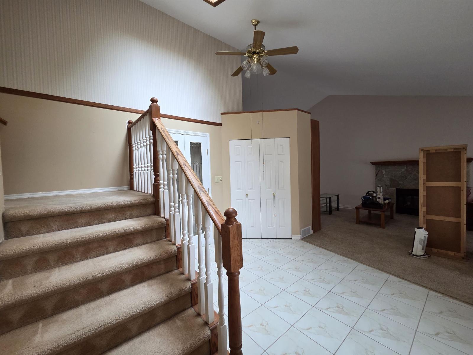 6594 179 Street Property Photo 19