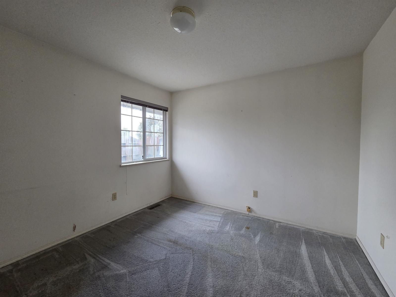 6594 179 Street Property Photo 26