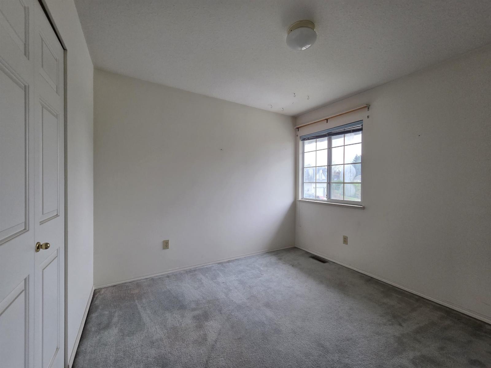 6594 179 Street Property Photo 27