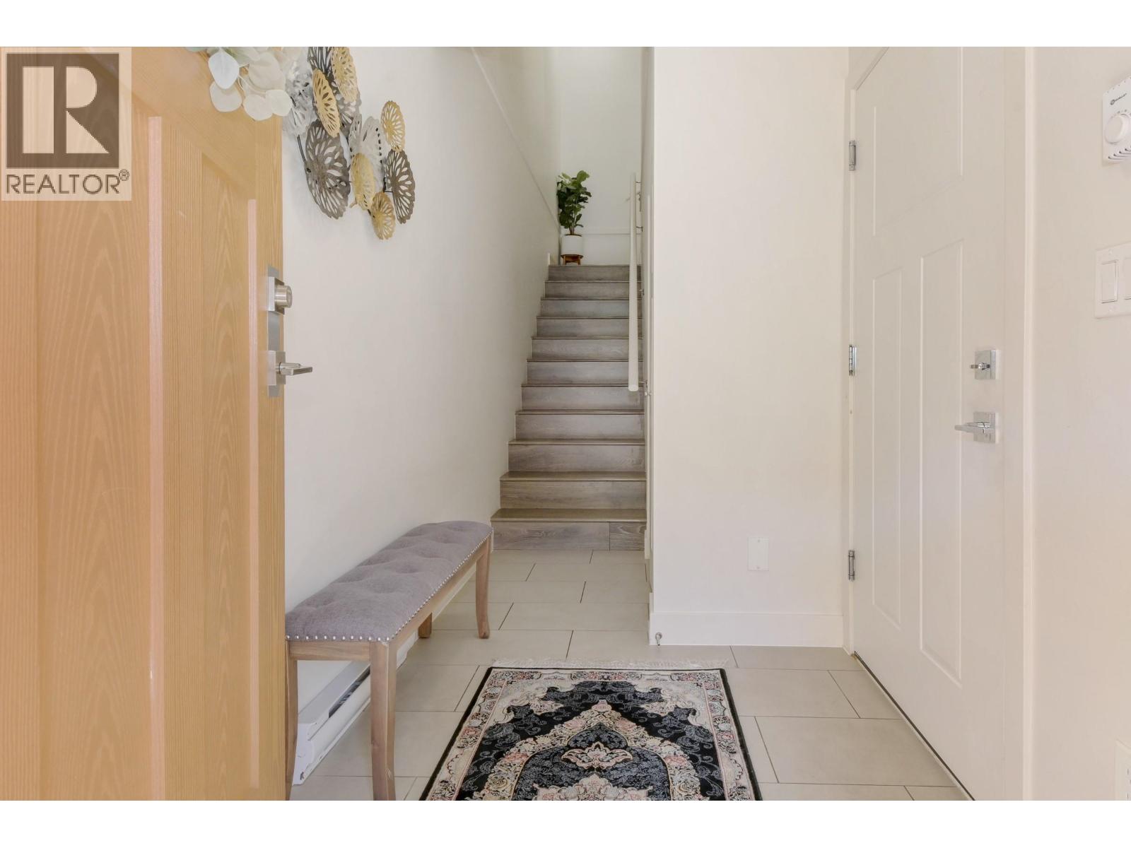 136 11305 240 Street Property Photo 3