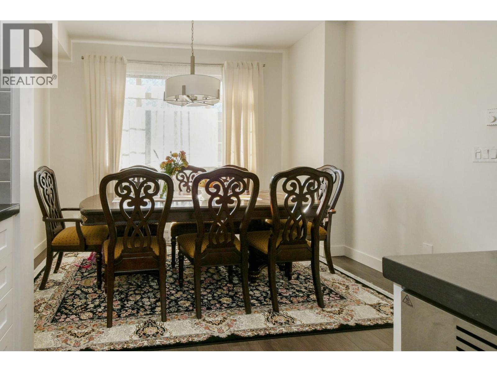 136 11305 240 Street Property Photo 10