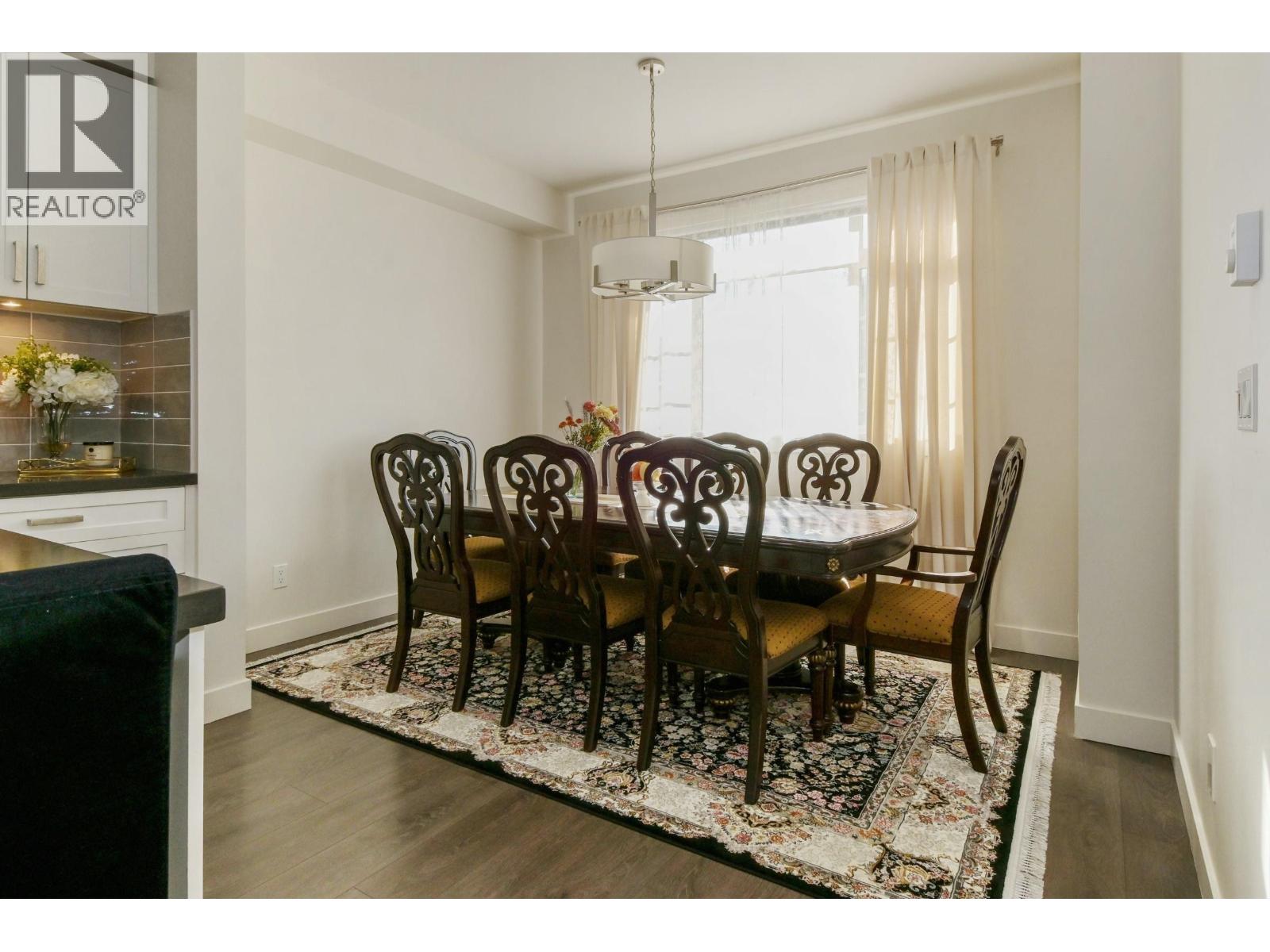 136 11305 240 Street Property Photo 11
