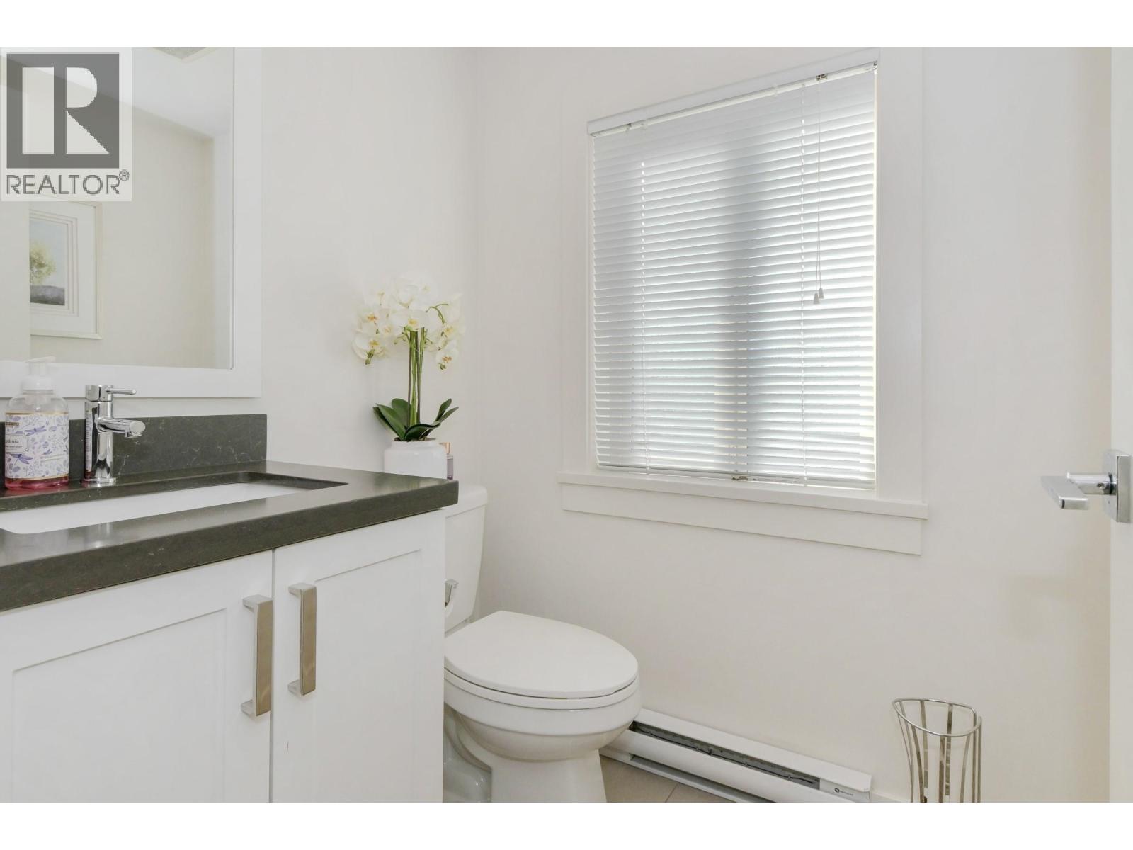 136 11305 240 Street Property Photo 12