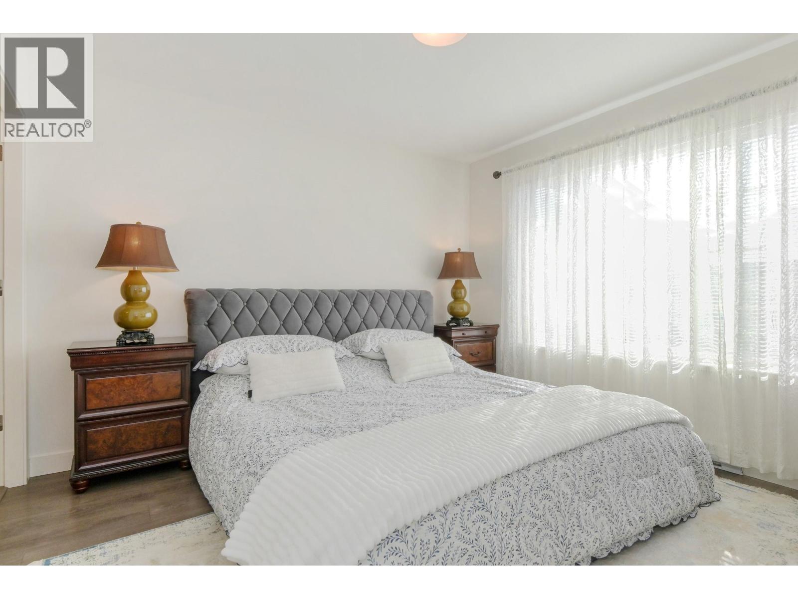 136 11305 240 Street Property Photo 14