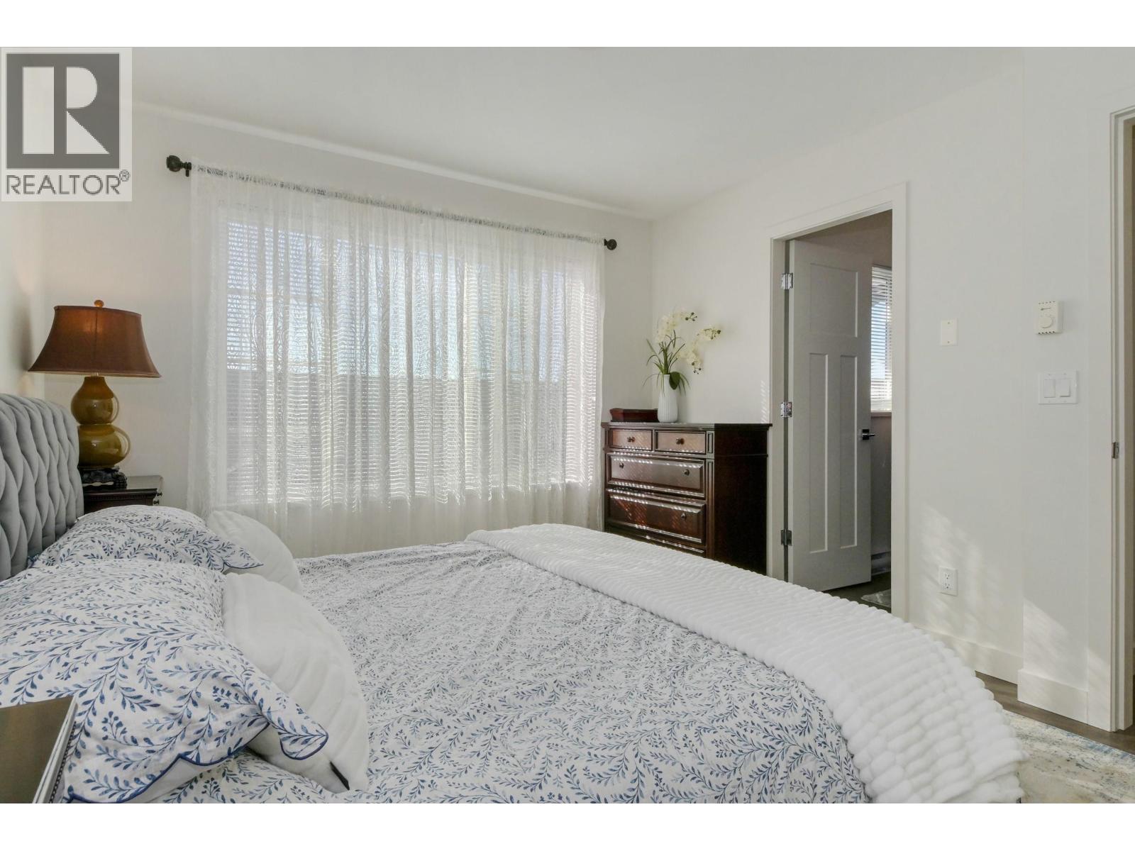 136 11305 240 Street Property Photo 15