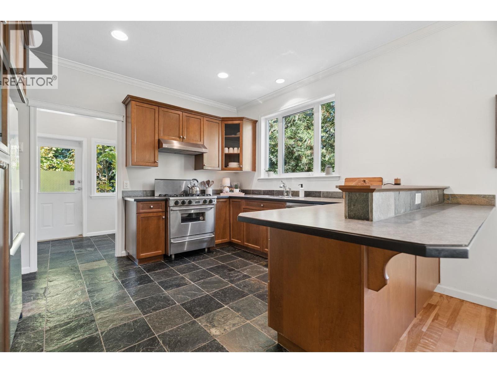12121 264 Street Property Photo 18