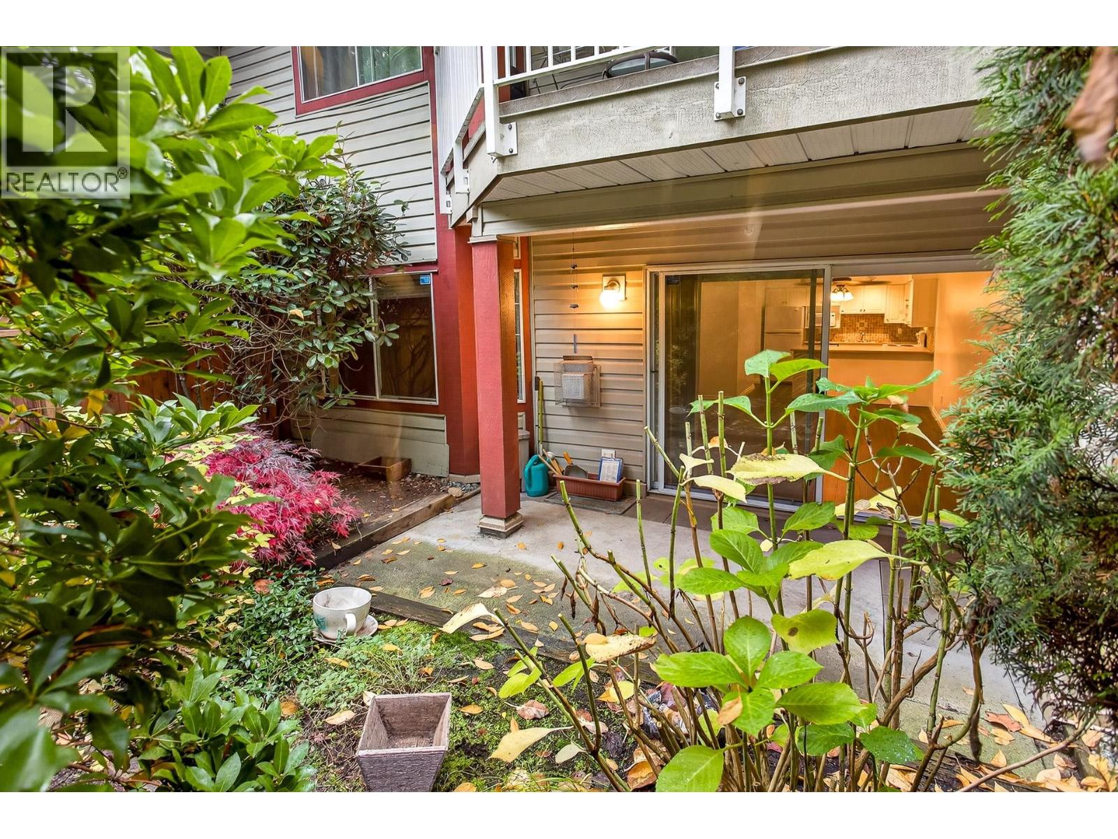 107 1215 Pacific Street Property Photo 33