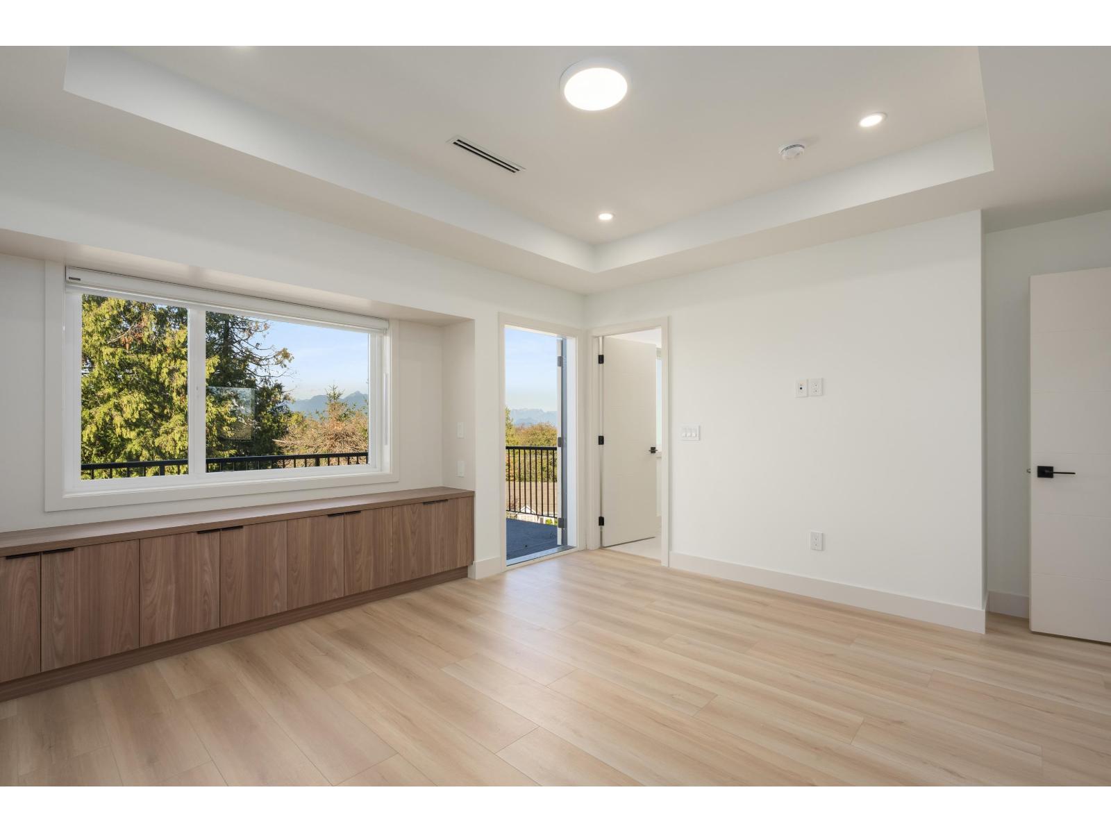 102 14753 111a Avenue Property Photo 16