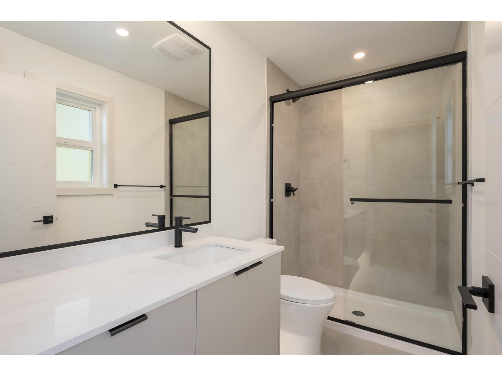 102 14753 111a Avenue Property Photo 18