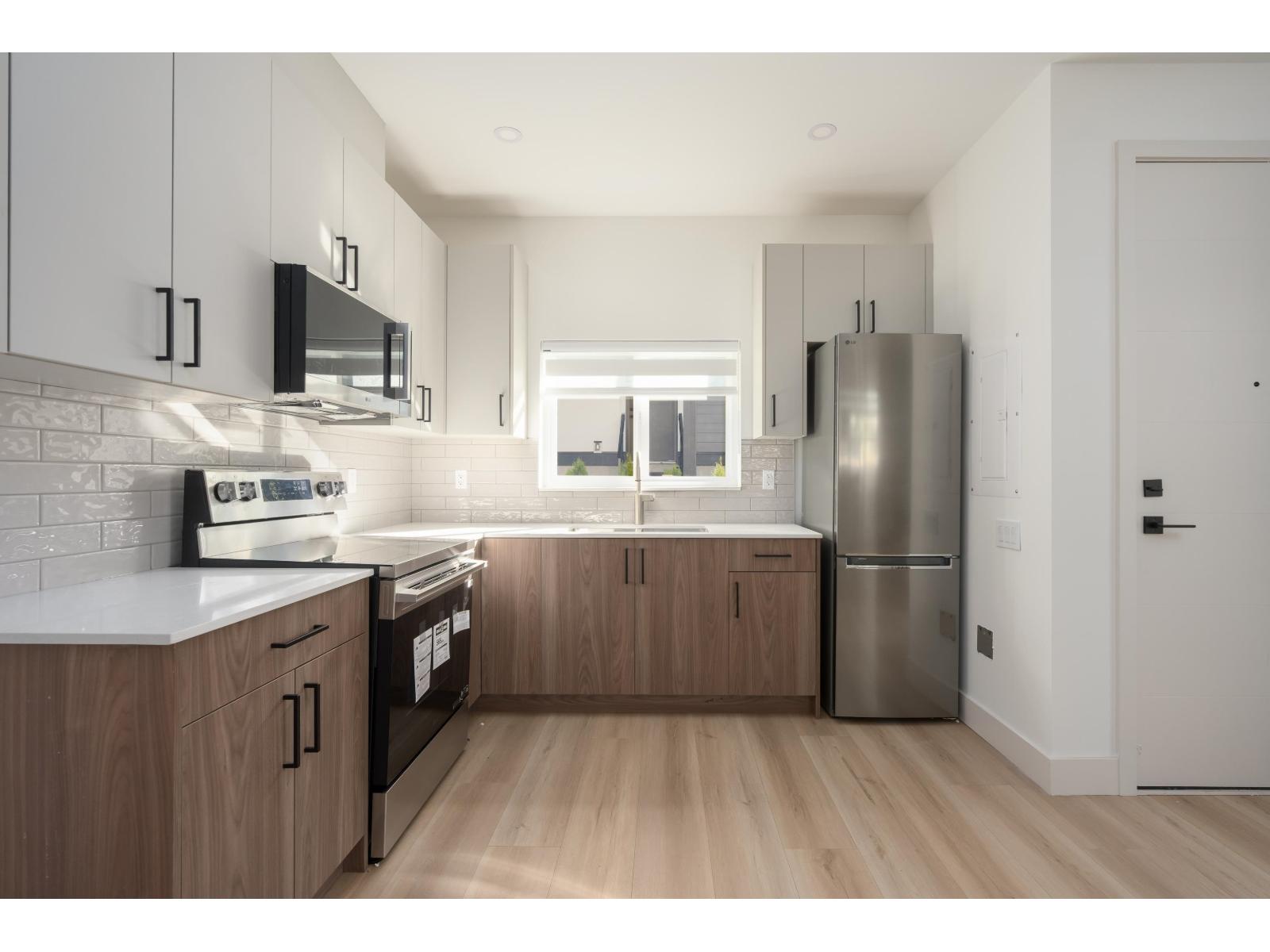 102 14753 111a Avenue Property Photo 26