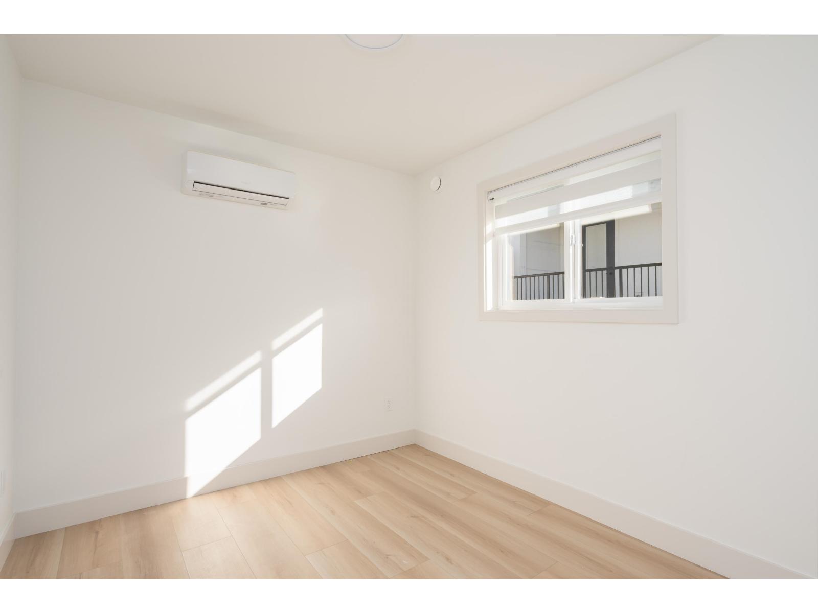 102 14753 111a Avenue Property Photo 31