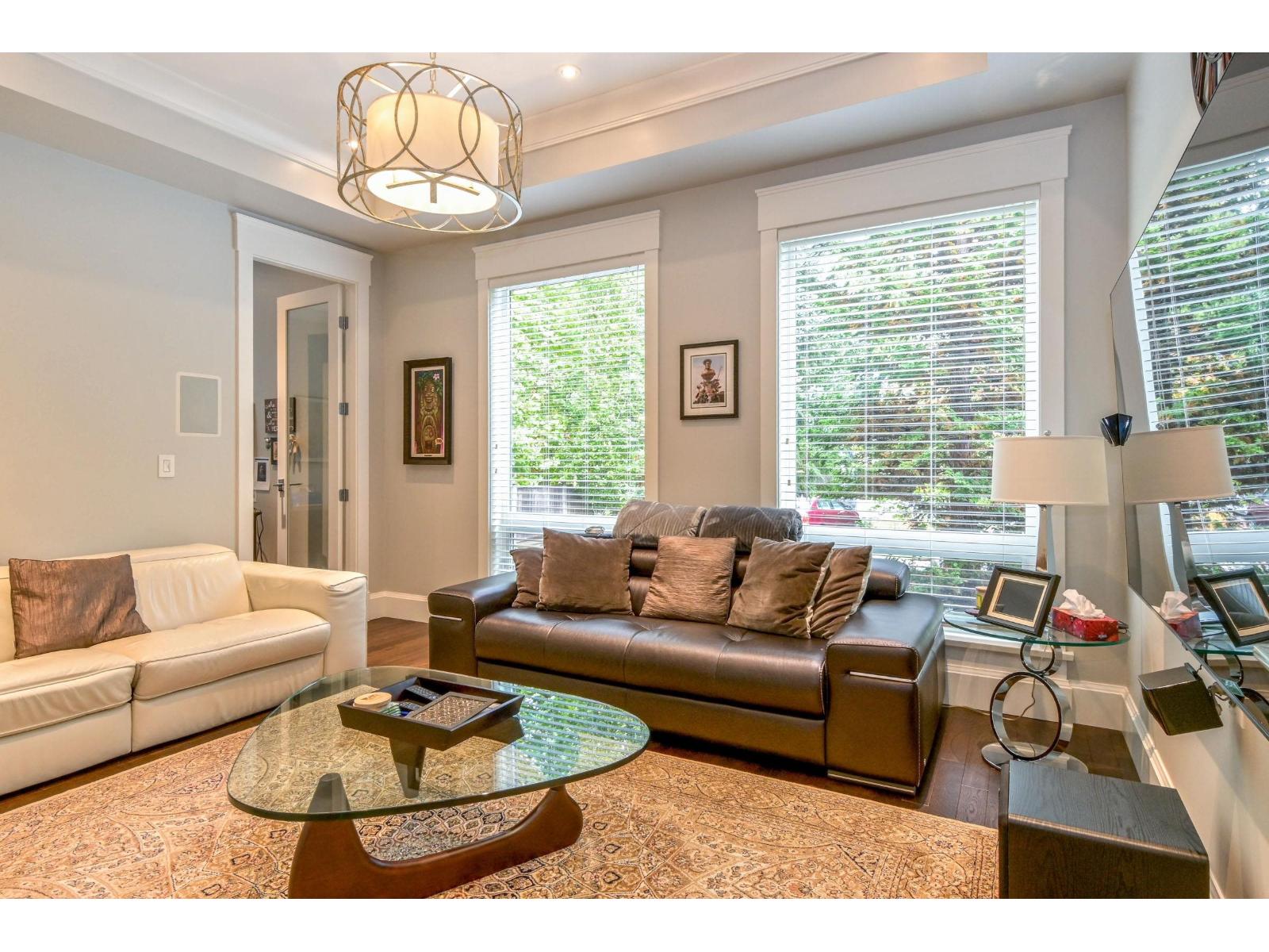 23667 36a Avenue Property Photo 10