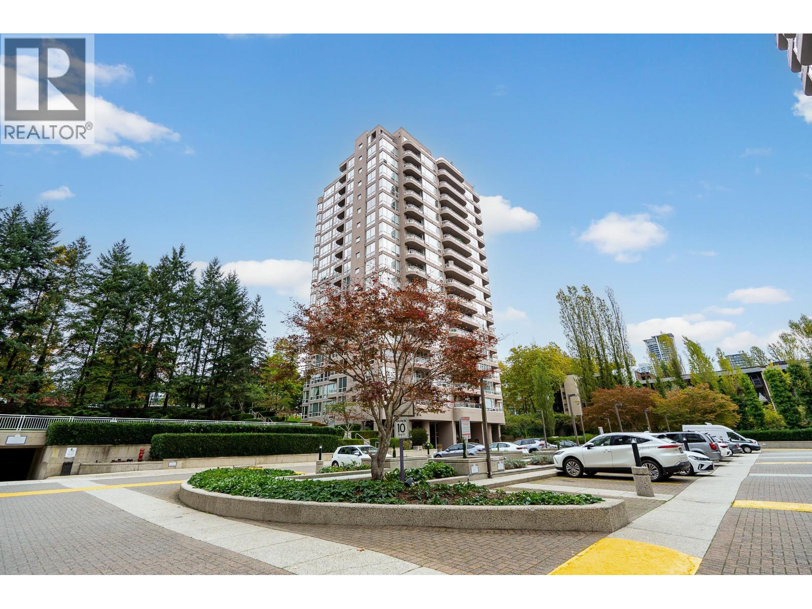 1802 9633 Manchester Drive Property Photo 1