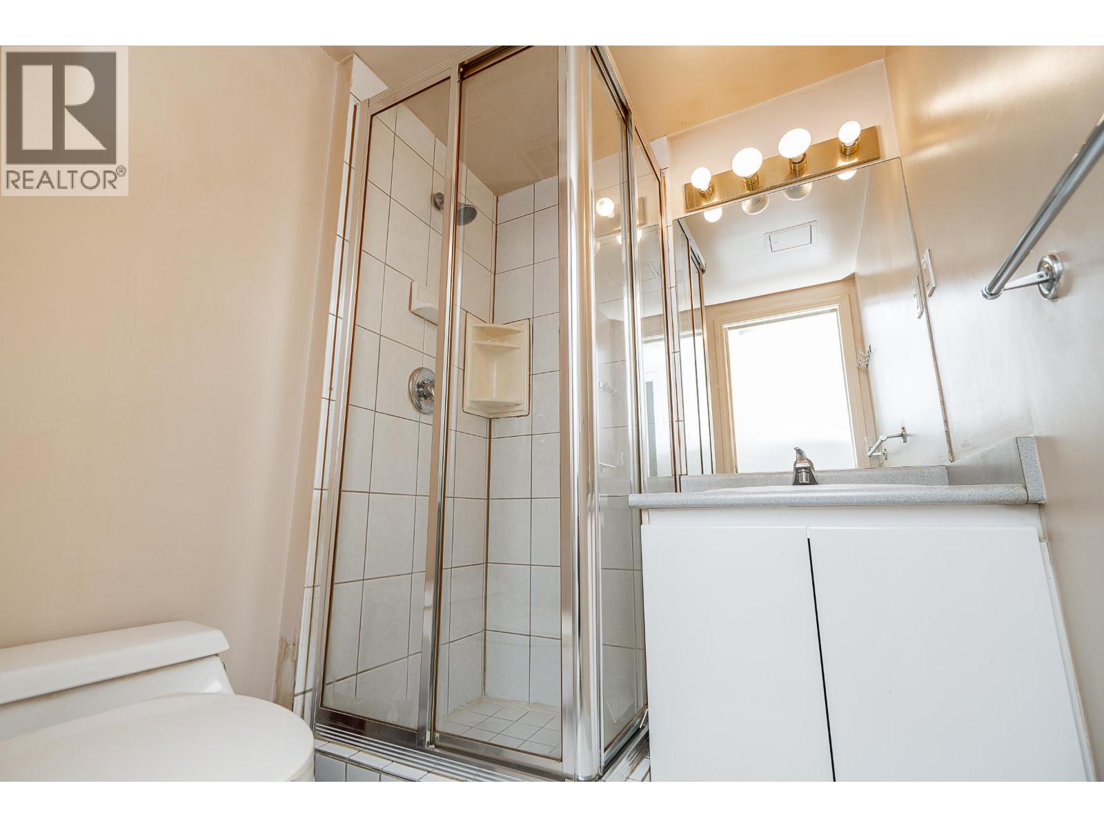 1802 9633 Manchester Drive Property Photo 24