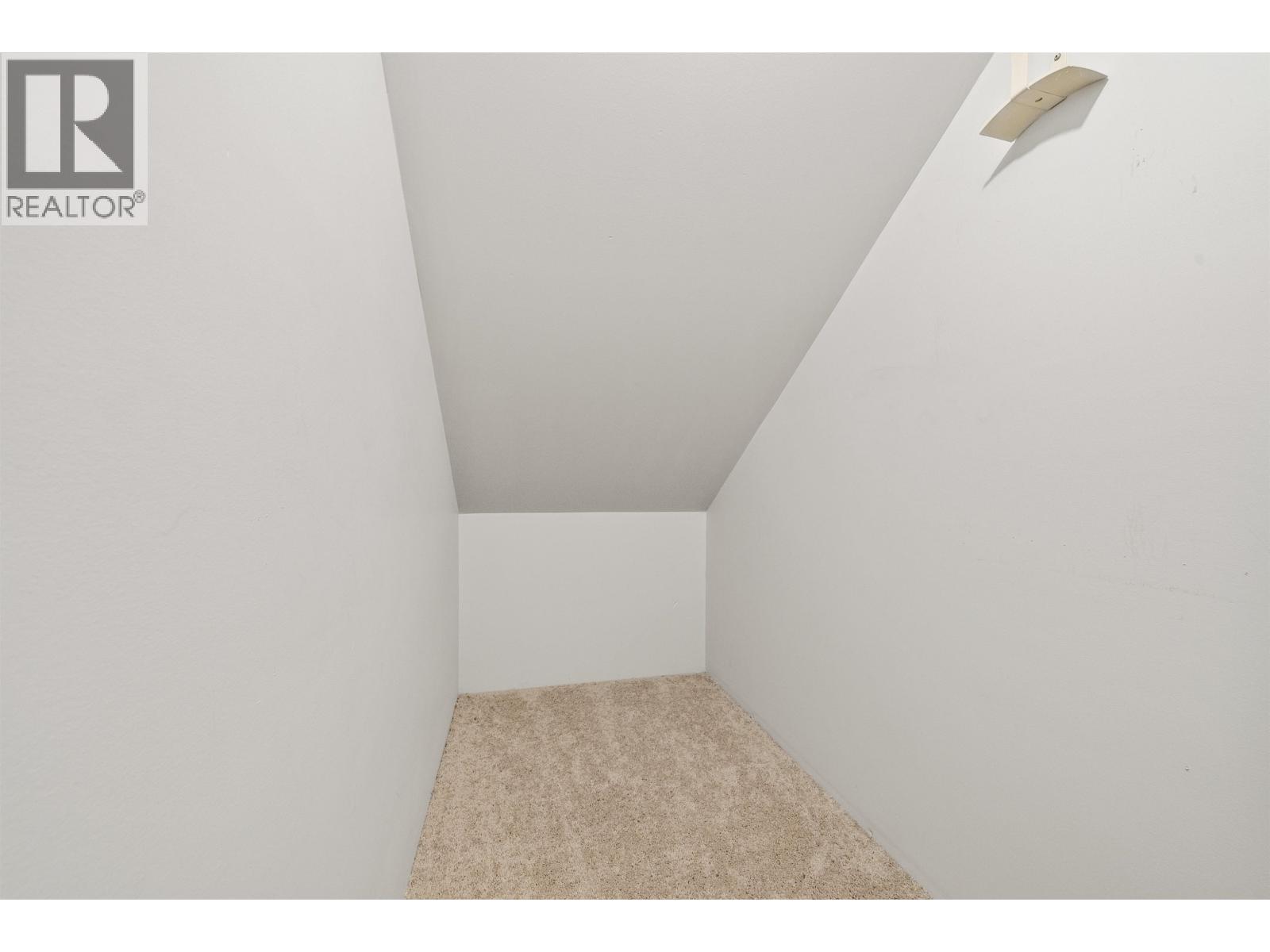 25443 Bosonworth Avenue Property Photo 23