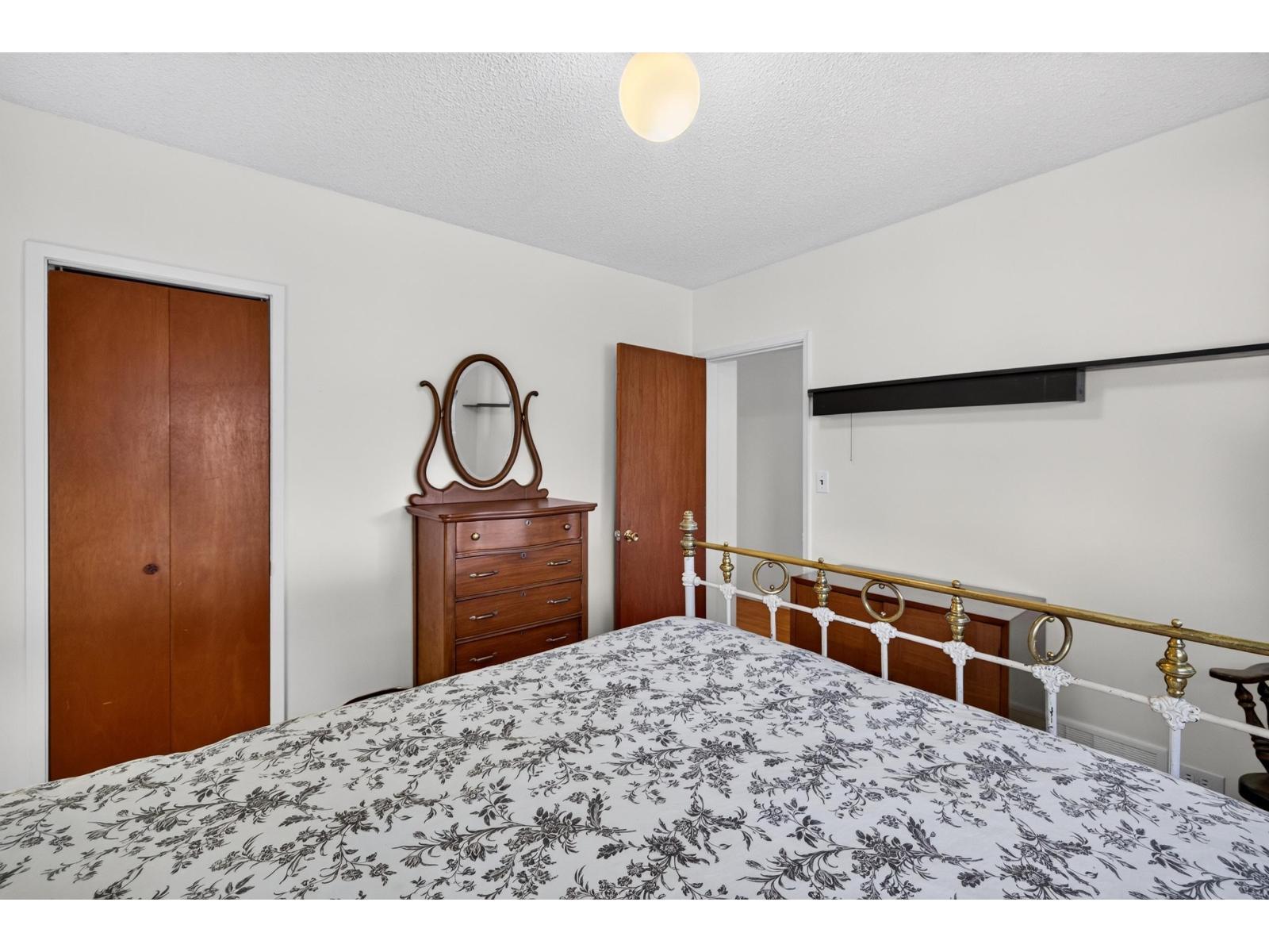 12614 102 Avenue Property Photo 18