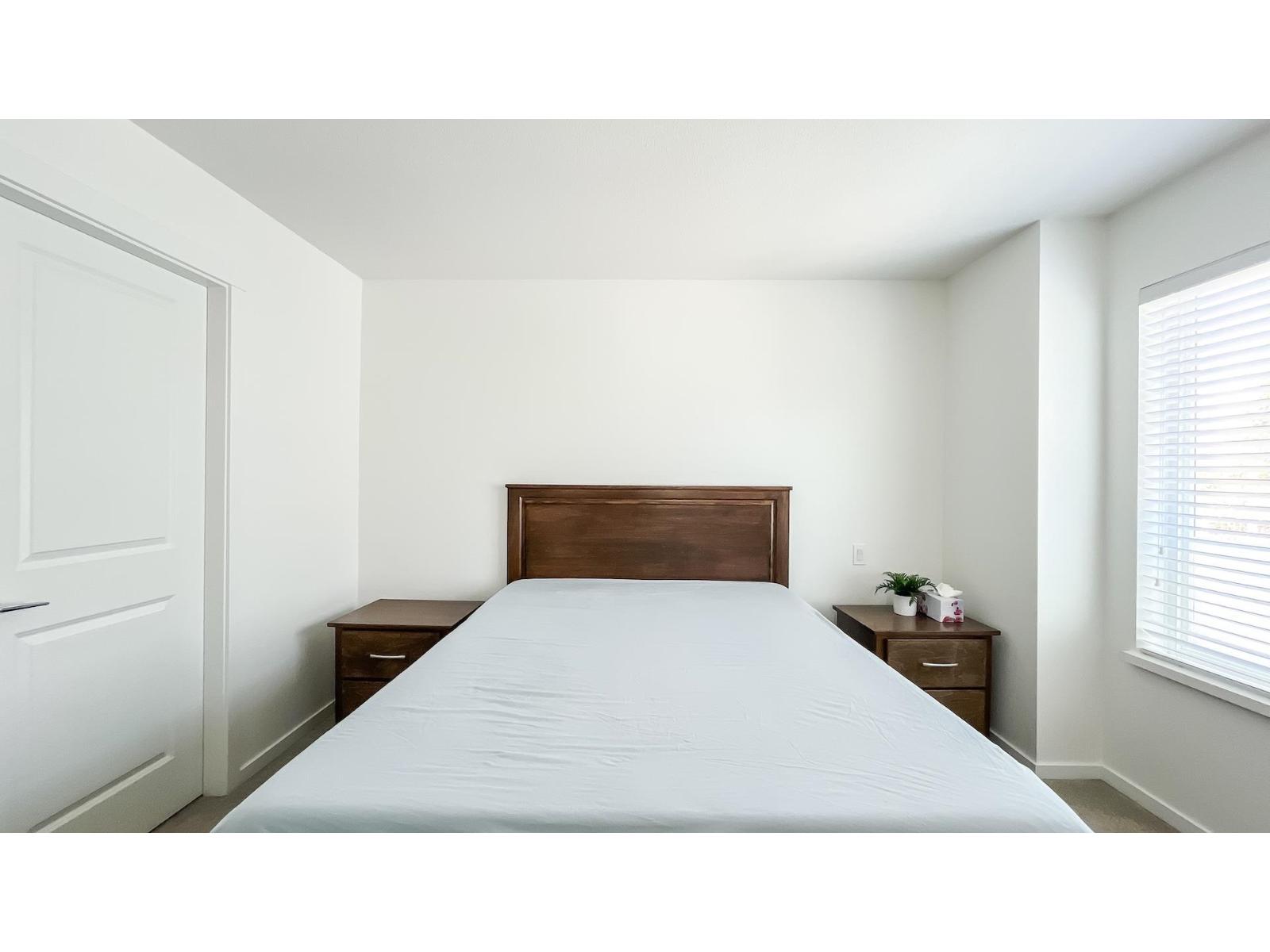 1 15487 99a Avenue Property Photo 16