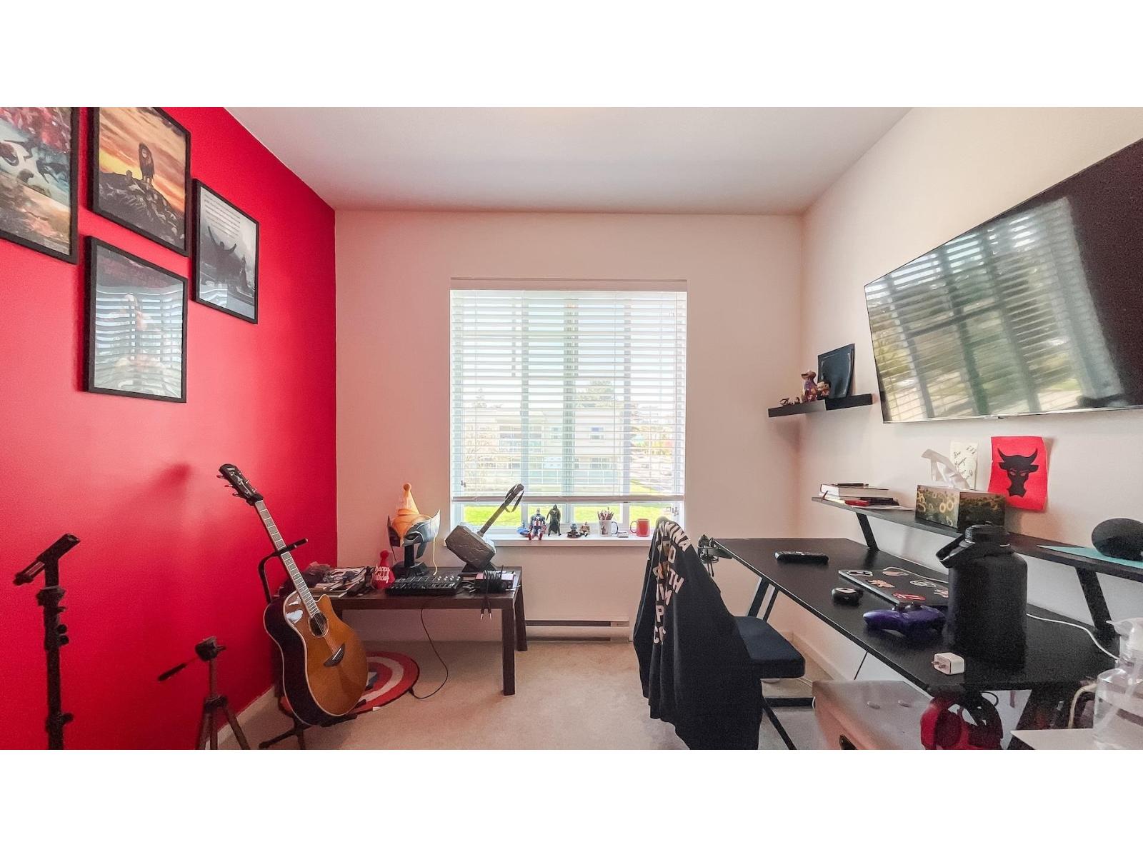 1 15487 99a Avenue Property Photo 18