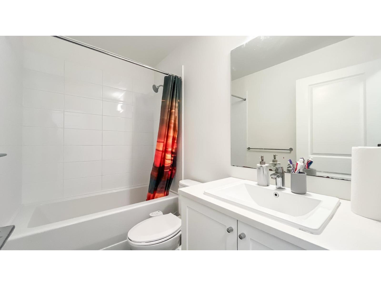 1 15487 99a Avenue Property Photo 21